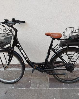 bicicletta elettrica da donna 