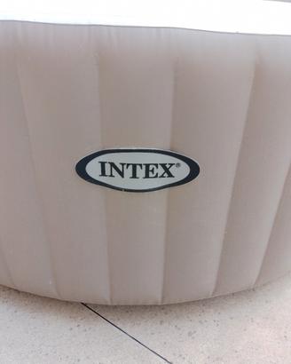 piscina intex pure Spa e gazebo 