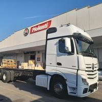 Motrice a telaio Mercedes-Benz Actros 2551 6x2 eur