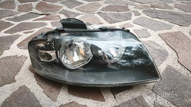 Faro anteriore destro Audi A3 