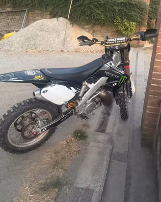 Cr 125