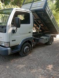 Nissan cabstar ribaltabile trilaterale