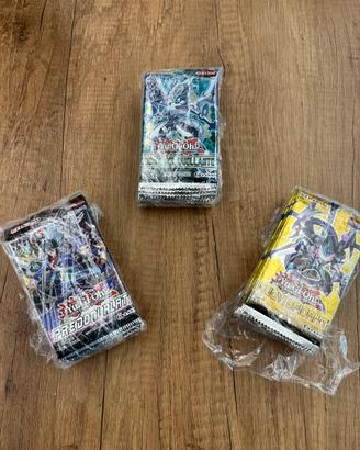 30 x Konami Yu Gi Oh!
