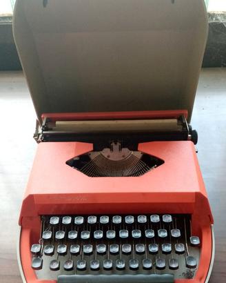Macchina da scrivere