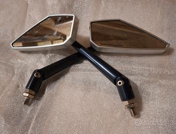 Specchietti universali per moto e scooter