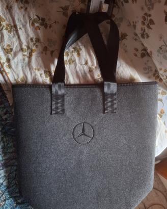 Borsa Mercedes-Benz 