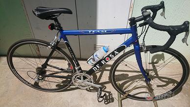 Bici da corsa blu De Rosa