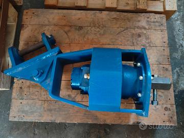 motore trivella idraulica escavatore 