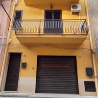 Casa indipendente con garage