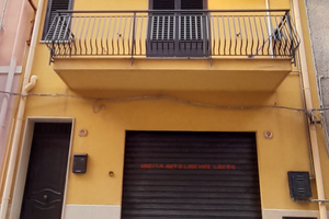 Casa indipendente con garage