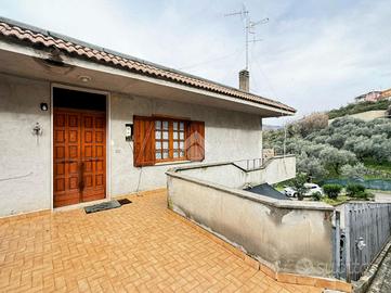 CASA SEMINDIPENDENTE A SEZZE