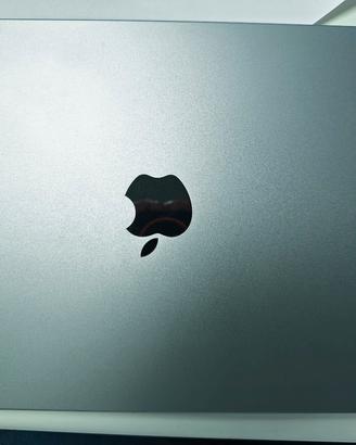 Macbook Air M2 8/512 GB grigio come nuovo 