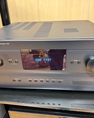 NAD T787