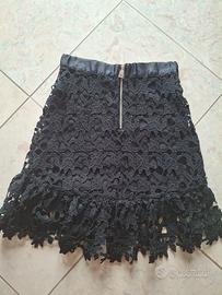 Gonna Corta Motivi in Pizzo Macramè Nera