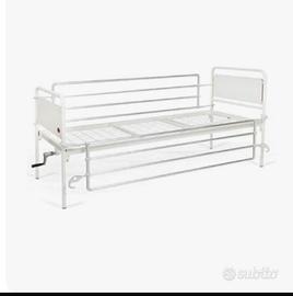 Letto ortopedico con 2 manovelle.