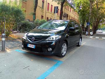 Mazda 5 .adattata a portatori endicap.