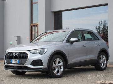 Audi Q3 35 2.0 tdi Business quattro s-tronic