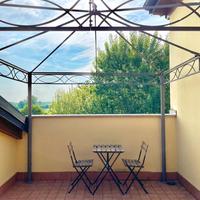 GAZEBO in metallo 2,90x2,60m con tende