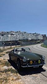Stupenda MG Midget cabrio