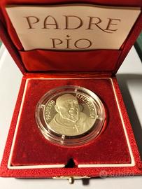 Medaglia commemorativa di Padre Pio argento 