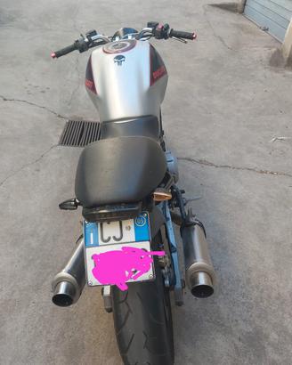 Ducati Monster 400 anno 2005