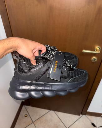 Versace chain taglia 42,5 colore nero