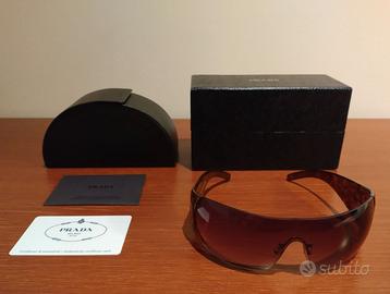 Occhiali da sole Prada Vintage