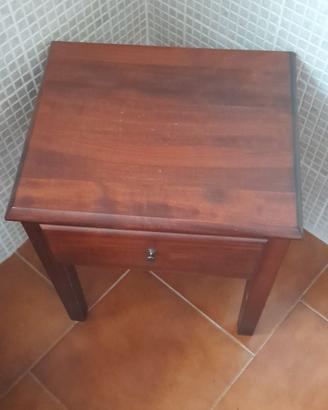 Comodino sgabello tavolino con cassetto