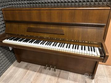 Pianoforte Petrof