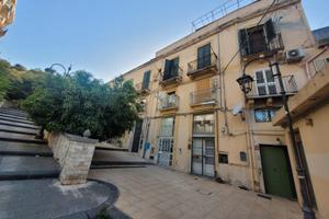 Intero appartamento o stanze in pieno centro