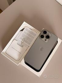 APPLE iPhone 15 Pro, 128 GB, Titanio