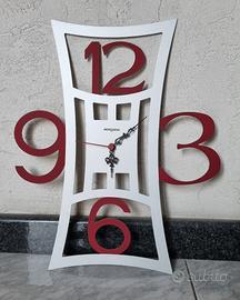 Orologio da design verniciato a fuoco