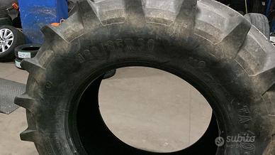 Pneumatici 460.85 R30