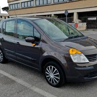 RENAULT Modus 1.5 dci dynamique - 2005