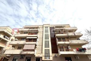 Zona centro - via umberto giordano - 4 vani