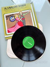 Vinile – Al cavallino bianco – celebri opere