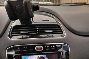 Auto fiat grande punto evo 2016.