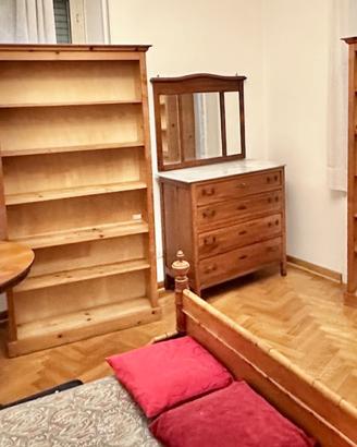 Due Case da svuotare Mobili eleganti