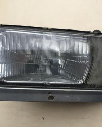 Faro anteriore destro Volvo 740 e 760