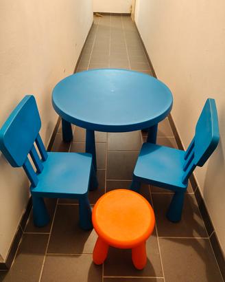 Tavolo Ikea Mammut per bambini colore blui 