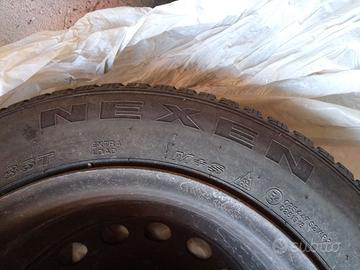 Gomme invernali 165/70/14 85 Nexen come nuove