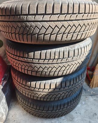  4 Gomme 215 65 17 Continental invernali 