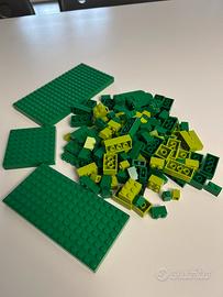 Lotto mattoncini e basi lego verdi