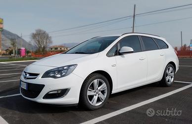 Opel Astra Sport Tourer 110CV 81KW. Condiz.Eccell.