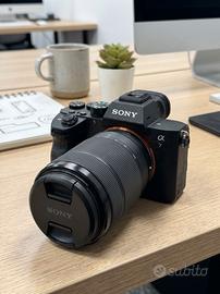 Sony Alpha A7 III + lente 28-70mm, 11.955 scatti