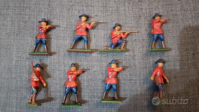 Soldatini marca Starlux : Giubbe rosse canadesi