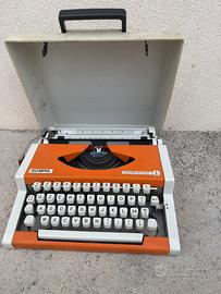 Macchina da scrivere portatile