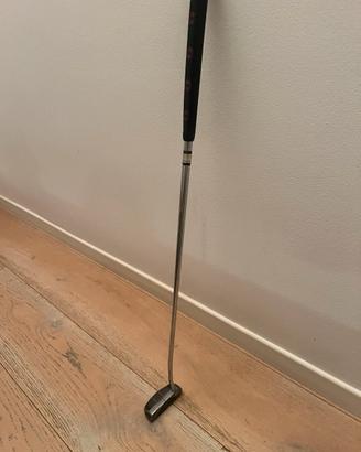 Golf putter Odyssey