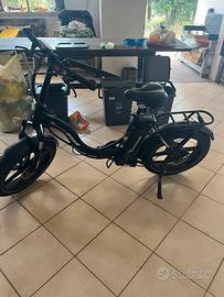  bicicletta pieghevole elettrica 