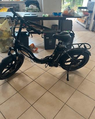  bicicletta pieghevole elettrica 